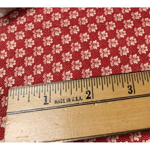 Red Floral Pattern Fabric Square 34x34 Inches Cotton Fabric Sewing & Crafting Pr - Picture 3 of 4